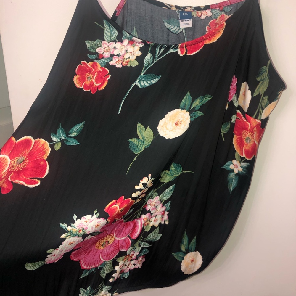 Floral Black Camisole Top - Picture 8 of 10